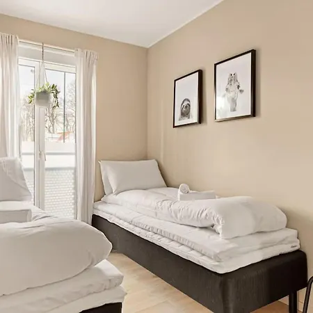 شقة Dinbnb I Family-friendly By Sea Pool I 2 Floors & 2 Bathrooms برغن