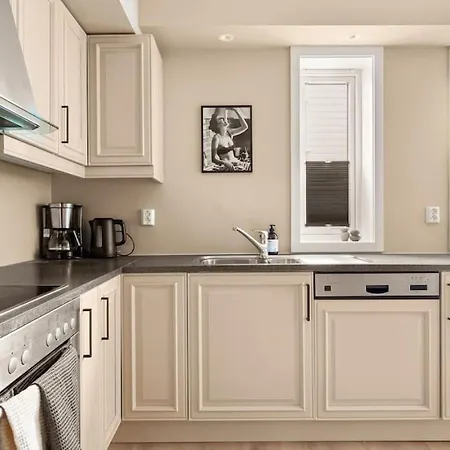 Dinbnb I Family-friendly By Sea Pool I 2 Floors & 2 Bathrooms شقة