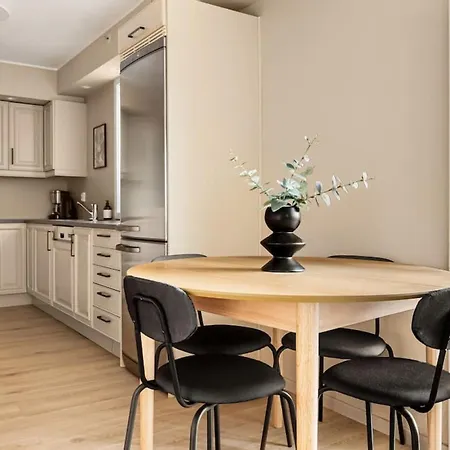 شقة Dinbnb I Family-friendly By Sea Pool I 2 Floors & 2 Bathrooms برغن