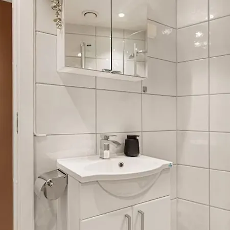 شقة Dinbnb I Family-friendly By Sea Pool I 2 Floors & 2 Bathrooms برغن